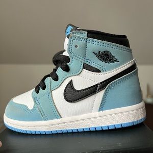 Jordan 1 retro high OG (TD) University blue SIZE 8C